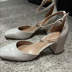 Bandolino White Block Heels